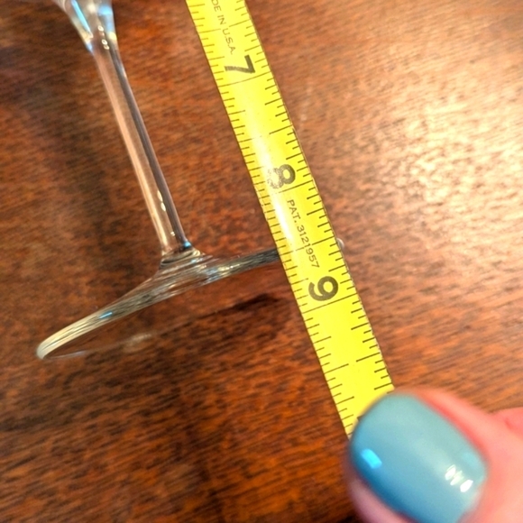 Vintage 2008 Mikasa Ripple (4) Wine Goblet/Glasses - 22oz - Picture 9 of 9